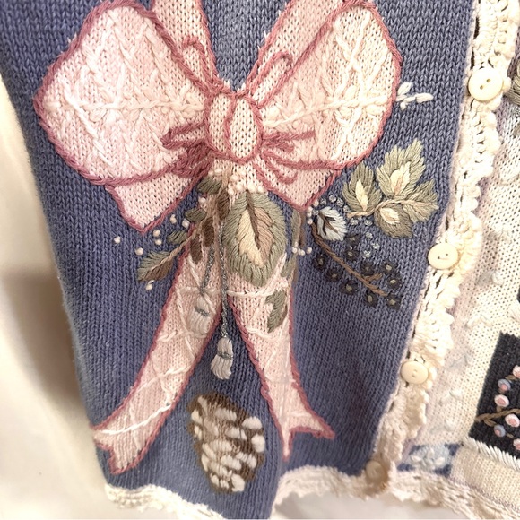 Shenanigans Vtg Cardigan Sweater Size L Embroidered Floral Crochet Trim Granny - Picture 8 of 10